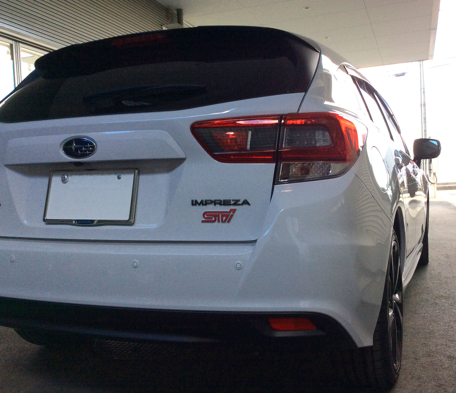 インプレッサ・STI Sport::リヤビュー2