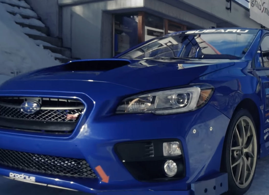 衝撃!WRXがボブスレーのコースを爆走。